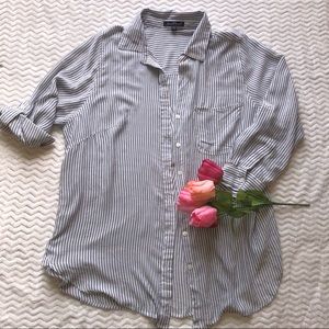 🦋 Soft Button Down Shirt  1X  with sleeve tabs